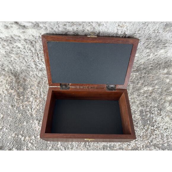 Vintage History of Golf • Wood Shadow Box/Keepsake Storage - Picture 6 of 7